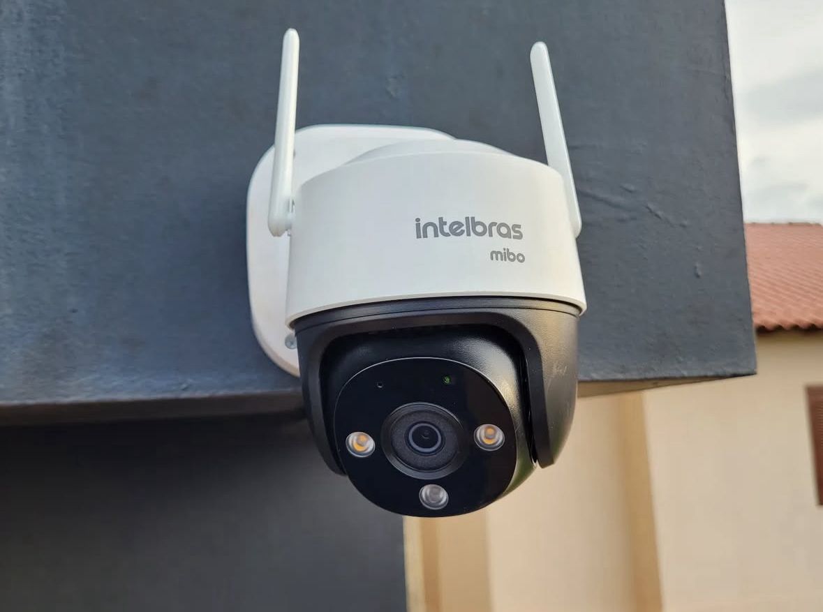 Instalação de Câmera Wi-Fi Intelbras na Pampulha BH